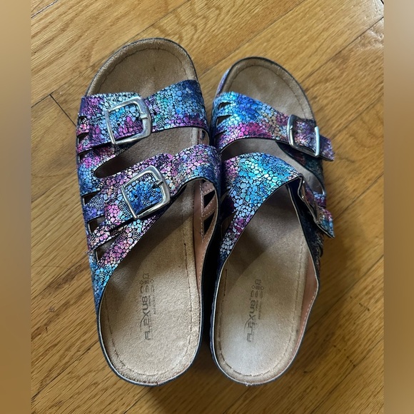 Spring Step Shoes Flexus Delphis Women's Slide Sandals NAVY MULTI - Picture 2 of 6